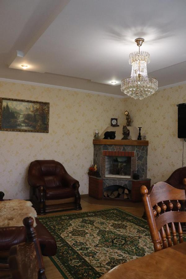 Villa Садыба Полыцька Guta Exterior foto